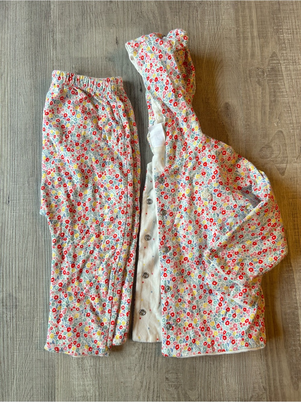 0103. 12/18 Months GAP 2-Piece Outfit